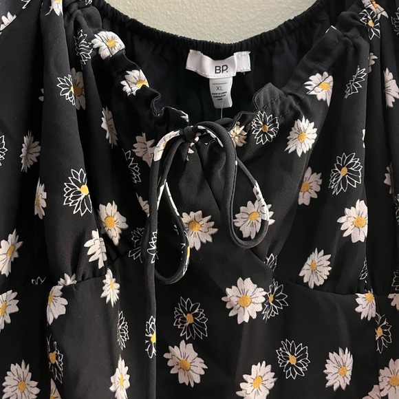 NWT BP Ditsy Floral Tie Front Mini Dress Size XL - Picture 5 of 9